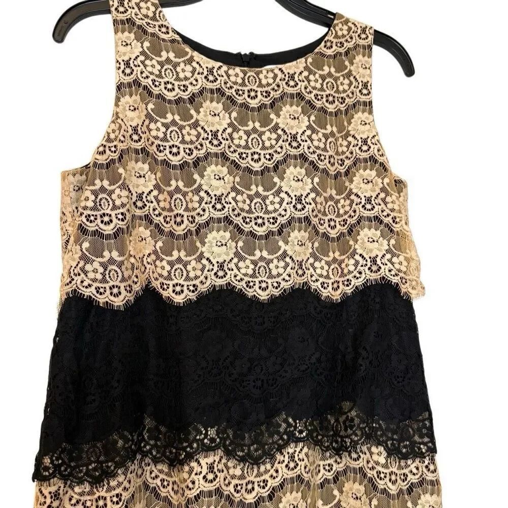 Jessica Simpson Layered Lace Sleeveless Scalloped Nude Black Shift Dress Size 4 - Picture 3 of 7